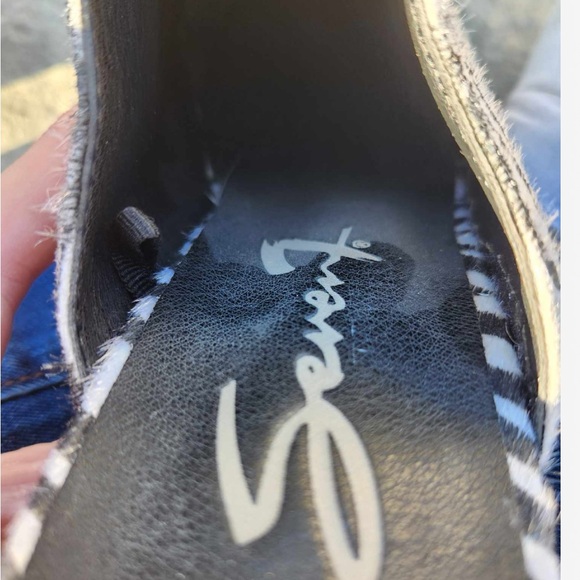 NWOT Seven for All Mankind “Dandy” Zebra Calf Mules, Size 9 1/2 - Picture 8 of 10